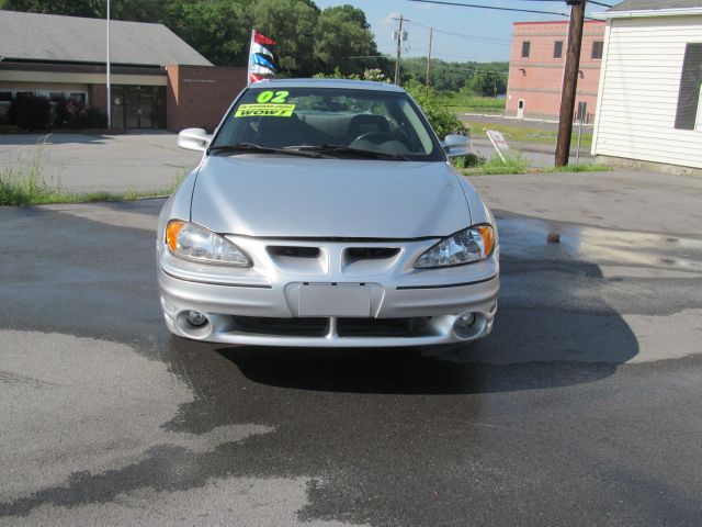 2002 Pontiac Grand Am XUV SLE 4WD