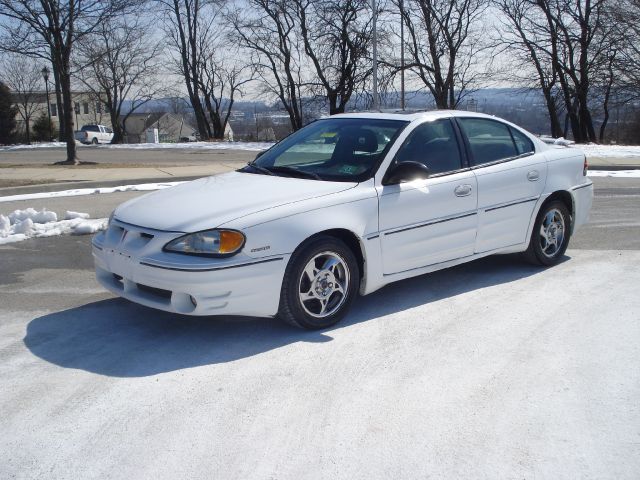2002 Pontiac Grand Am XUV SLE 4WD