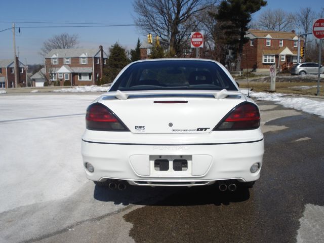2002 Pontiac Grand Am XUV SLE 4WD