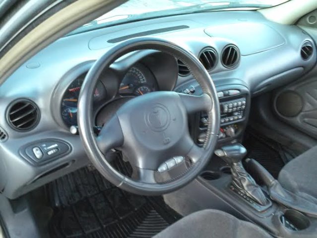 2002 Pontiac Grand Am Sportback LS