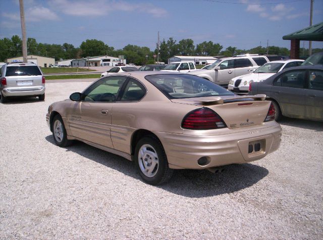 2002 Pontiac Grand Am 4dr Sdn SL Auto Sedan