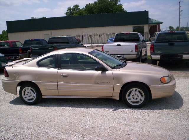 2002 Pontiac Grand Am 4dr Sdn SL Auto Sedan
