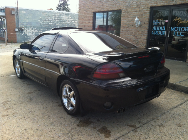 2002 Pontiac Grand Am Sportback LS