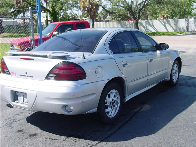 2003 Pontiac Grand Am 4WD Supercrew Styleside 5-1/2 Ft Box XLT