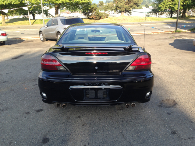 2003 Pontiac Grand Am XUV SLE 4WD