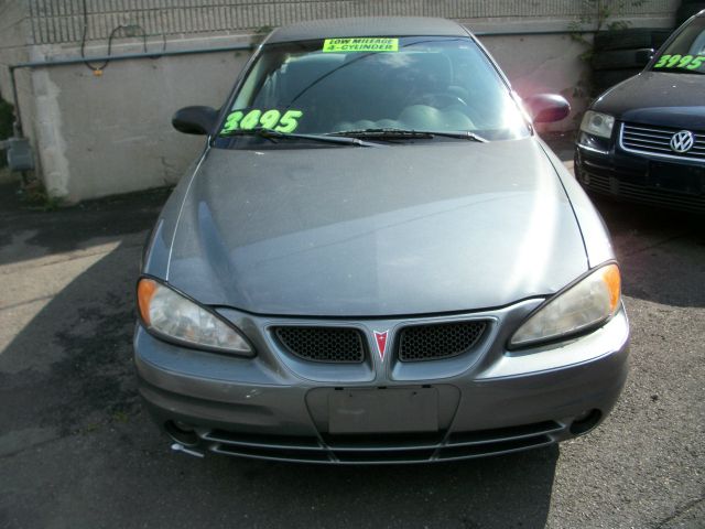 2003 Pontiac Grand Am Sport -5 Speed-stick-4x4