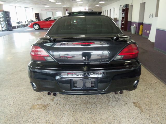 2003 Pontiac Grand Am XUV SLE 4WD