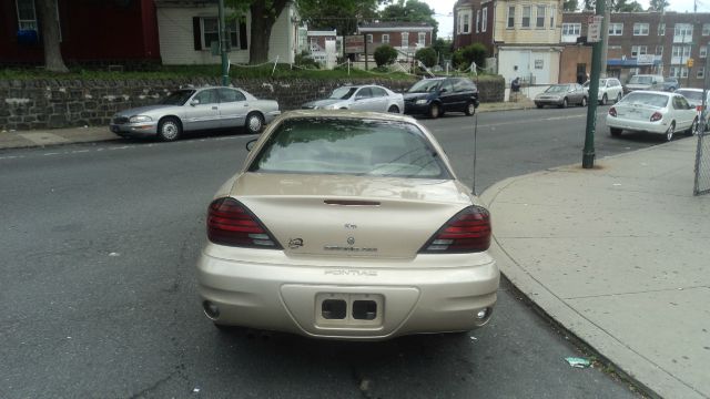 2003 Pontiac Grand Am LS Flex Fuel 4x4 This Is One Of Our Best Bargains