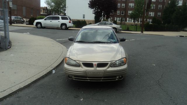 2003 Pontiac Grand Am LS Flex Fuel 4x4 This Is One Of Our Best Bargains