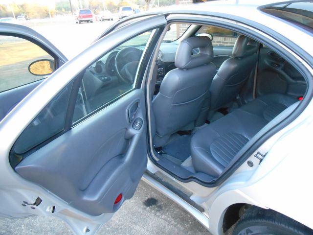 2003 Pontiac Grand Am XUV SLE 4WD