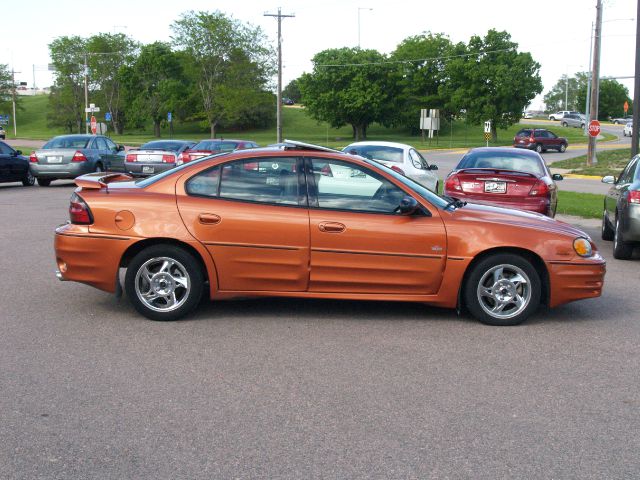 2003 Pontiac Grand Am XLT Lariat CREW CAB FX4