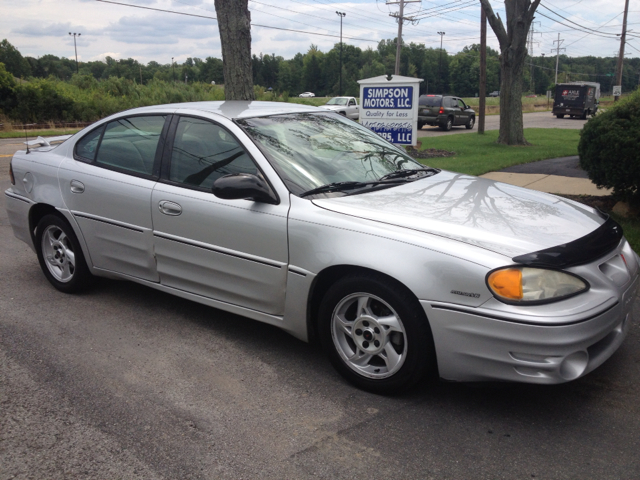 2003 Pontiac Grand Am XUV SLE 4WD