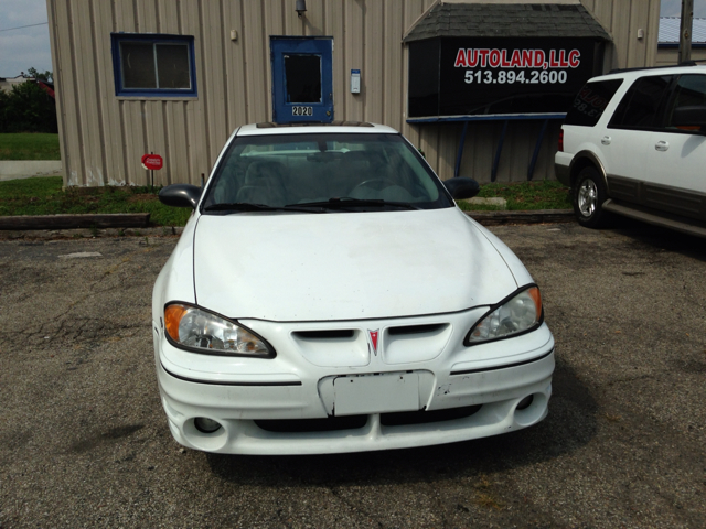 2003 Pontiac Grand Am XUV SLE 4WD