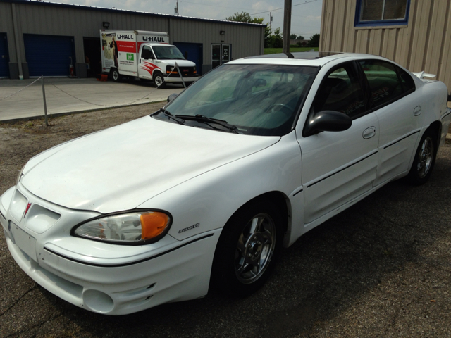 2003 Pontiac Grand Am XUV SLE 4WD