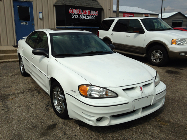 2003 Pontiac Grand Am XUV SLE 4WD