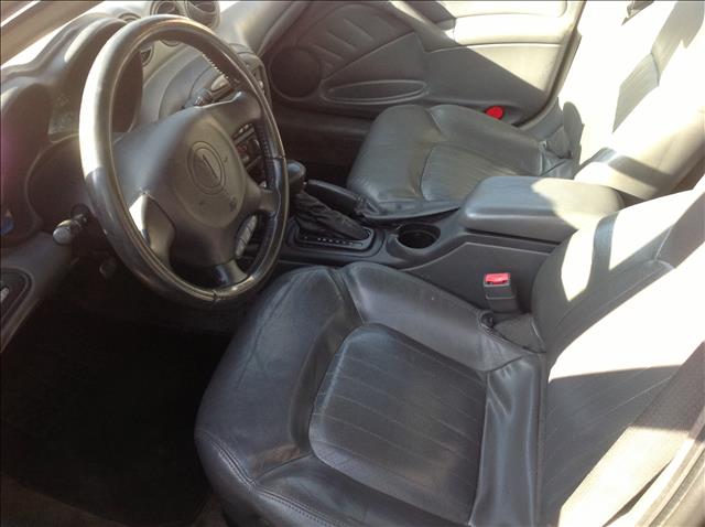 2003 Pontiac Grand Am XUV SLE 4WD