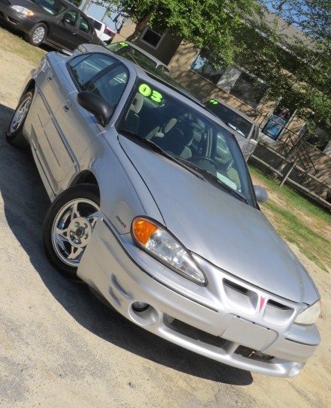 2003 Pontiac Grand Am XUV SLE 4WD