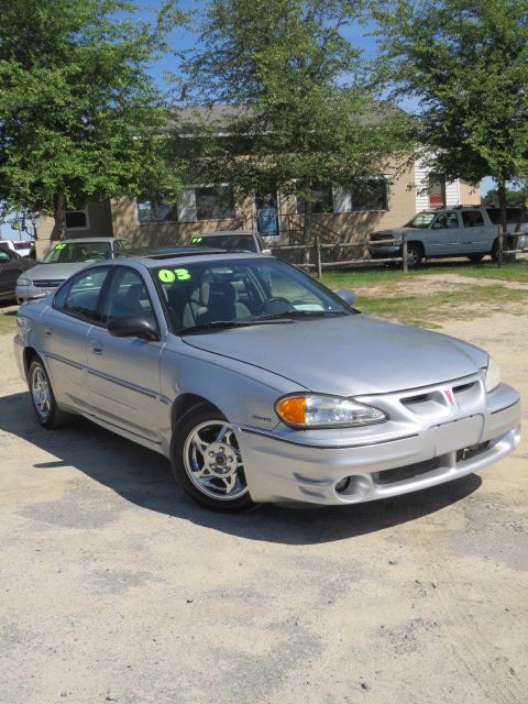 2003 Pontiac Grand Am XUV SLE 4WD