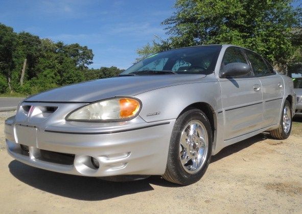2003 Pontiac Grand Am XUV SLE 4WD