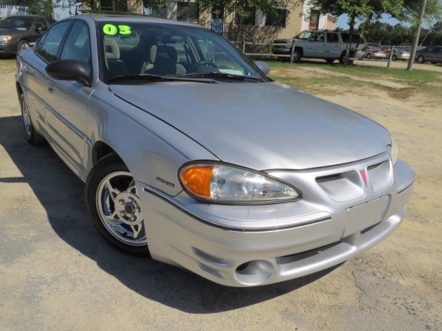 2003 Pontiac Grand Am XUV SLE 4WD