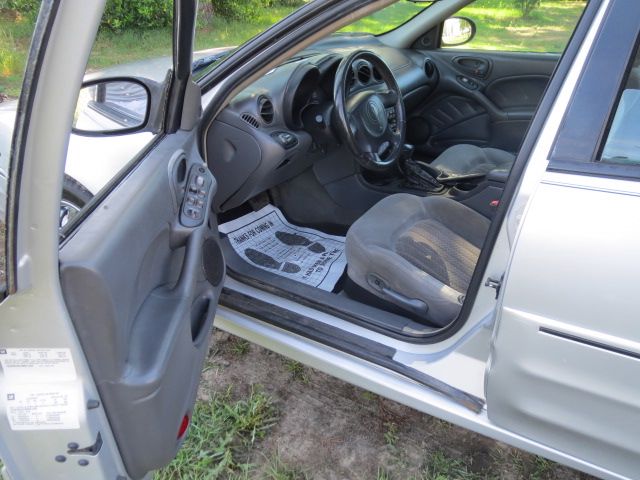 2003 Pontiac Grand Am XUV SLE 4WD