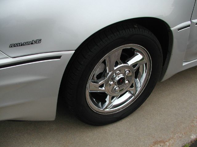 2003 Pontiac Grand Am Sportback LS