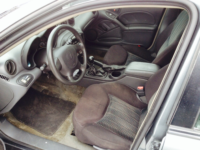 2003 Pontiac Grand Am Sport -5 Speed-stick-4x4