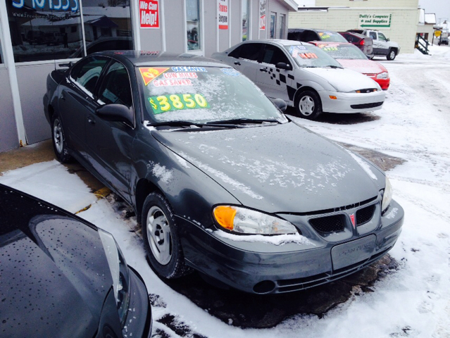 2003 Pontiac Grand Am Sport -5 Speed-stick-4x4