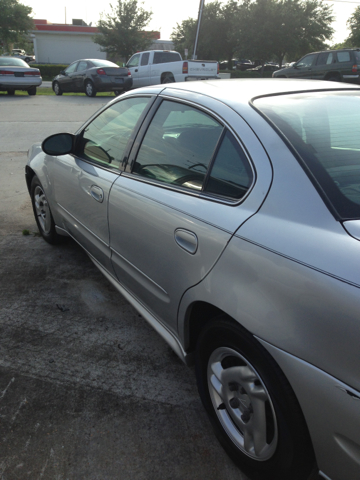 2003 Pontiac Grand Am Sport -5 Speed-stick-4x4