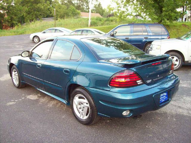 2003 Pontiac Grand Am Sport -5 Speed-stick-4x4
