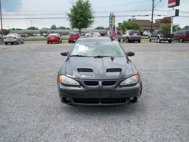 2003 Pontiac Grand Am XUV SLE 4WD
