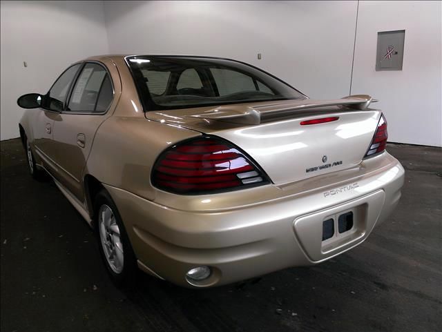 2003 Pontiac Grand Am Sport -5 Speed-stick-4x4