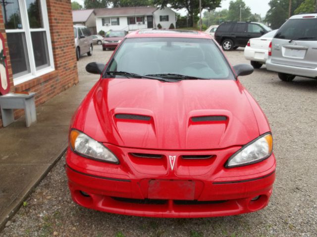 2003 Pontiac Grand Am XUV SLE 4WD