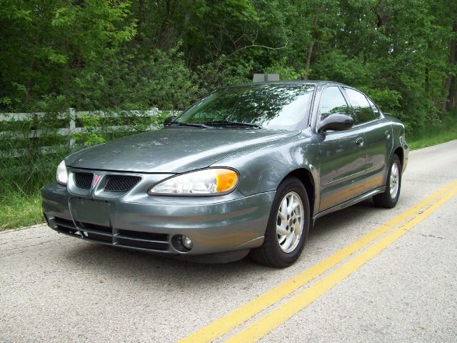 2004 Pontiac Grand Am Sport -5 Speed-stick-4x4