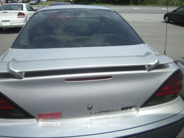 2004 Pontiac Grand Am Sportback LS
