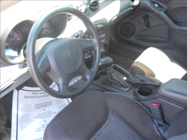 2004 Pontiac Grand Am Sport -5 Speed-stick-4x4