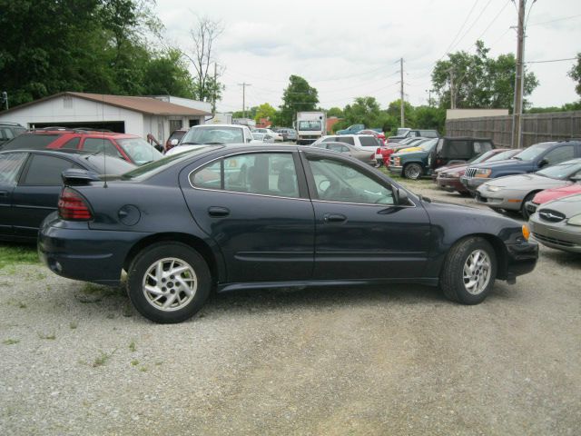 2004 Pontiac Grand Am 4dr Limited 4WD (natl)
