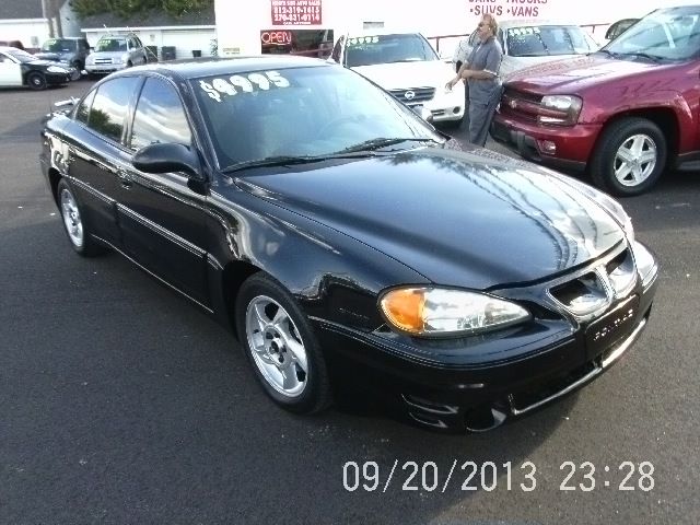 2004 Pontiac Grand Am XUV SLE 4WD
