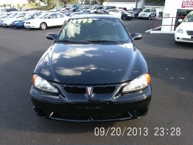 2004 Pontiac Grand Am XUV SLE 4WD