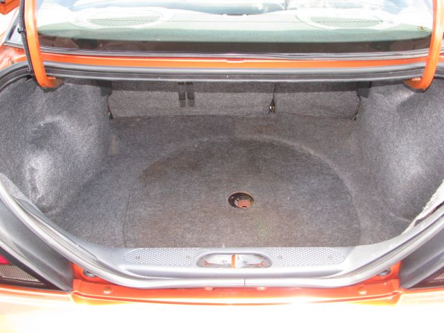 2004 Pontiac Grand Am XUV SLE 4WD