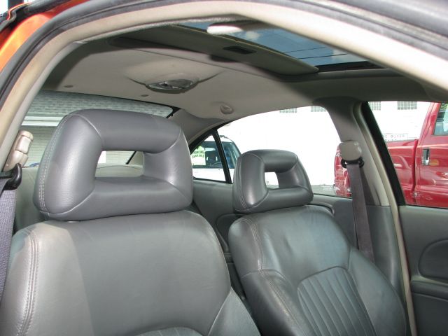 2004 Pontiac Grand Am XUV SLE 4WD