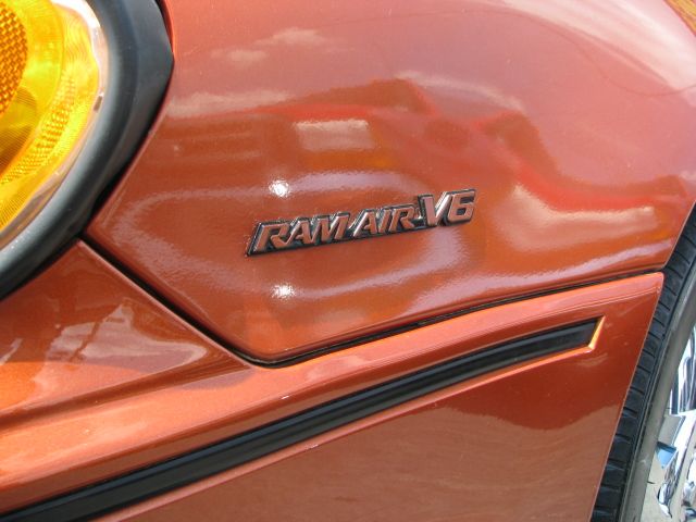 2004 Pontiac Grand Am XUV SLE 4WD