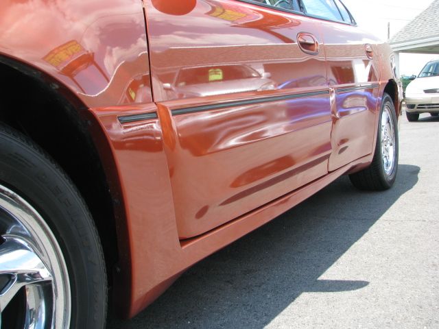 2004 Pontiac Grand Am XUV SLE 4WD