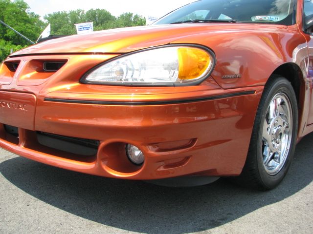 2004 Pontiac Grand Am XUV SLE 4WD