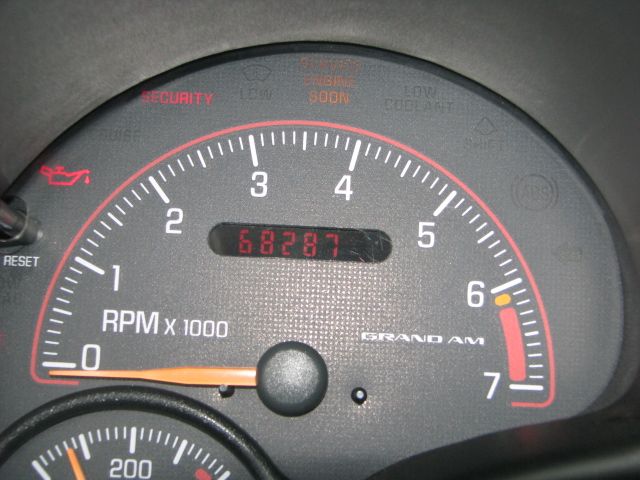 2004 Pontiac Grand Am XUV SLE 4WD