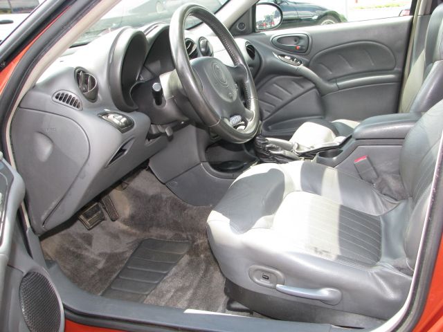 2004 Pontiac Grand Am XUV SLE 4WD