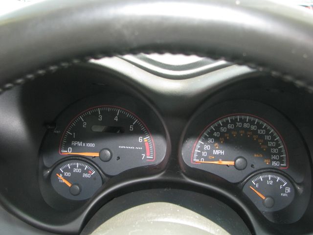 2004 Pontiac Grand Am XUV SLE 4WD