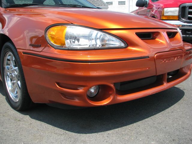 2004 Pontiac Grand Am XUV SLE 4WD