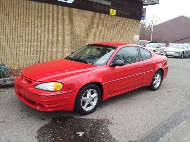 2004 Pontiac Grand Am Sportback LS