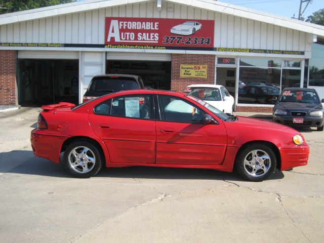 2004 Pontiac Grand Am XUV SLE 4WD